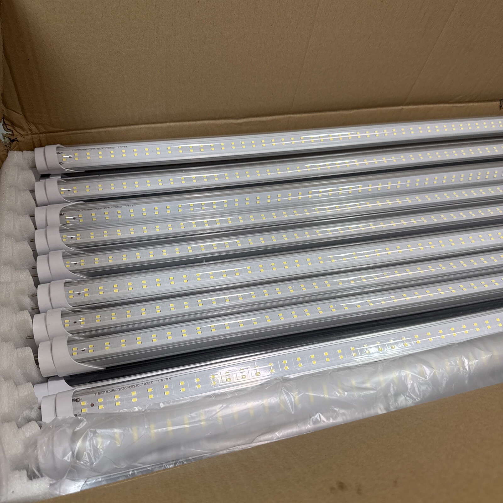 Onlylux 50 Pack T8 Bulbs 4 Foot 6500K Daylight, 5000Lumens, Clear Cover