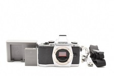 Olympus OM-D E-M5 Mirrorless Digital Camera Body Working