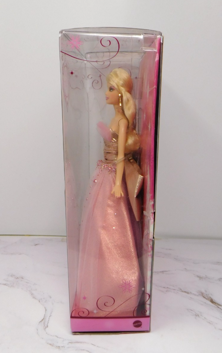 【新品レア】Barbie バービー バレンタインドール 2009年 Buy Holiday 2009 Barbie Doll online | eBay