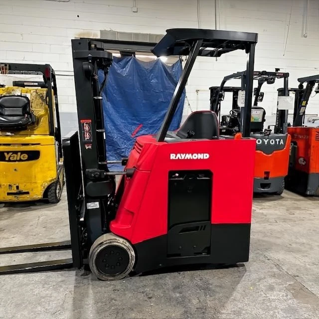 2021 Raymond 415-C30TF 3000lb Used Forklift Triple Mast Sideshift 6659 Hours - Image 2 of 4