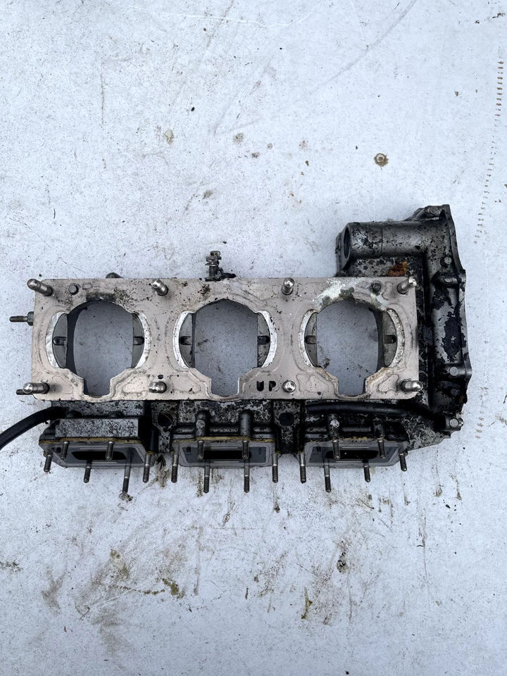 Kawasaki 900 ZXI STX 1995-2006 Jet Ski Engine Crankcase Case Block 14001-5365 - Image 3 of 4