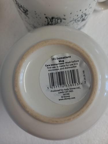 Disney 101 Dalmatiner Kaffeebecher Teetasse x2 Welpe Sketch wasch- & mikrowellengeeignet - Bild 10 von 11