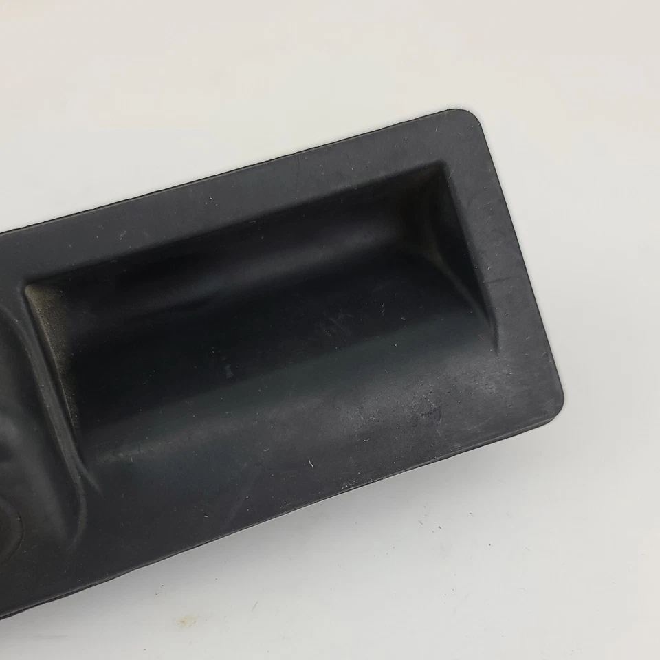 2009 - 2016 Audi A4 Quattro багажник выпуск ручки резервной камеры 5N0827566M - Изображение 2 из 4