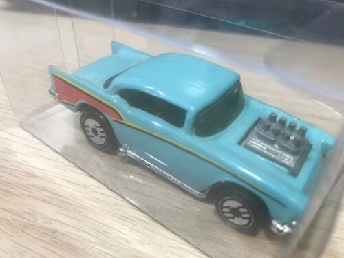 Hot Wheels Vintage 57 Chevy Set - Picture 2 of 35