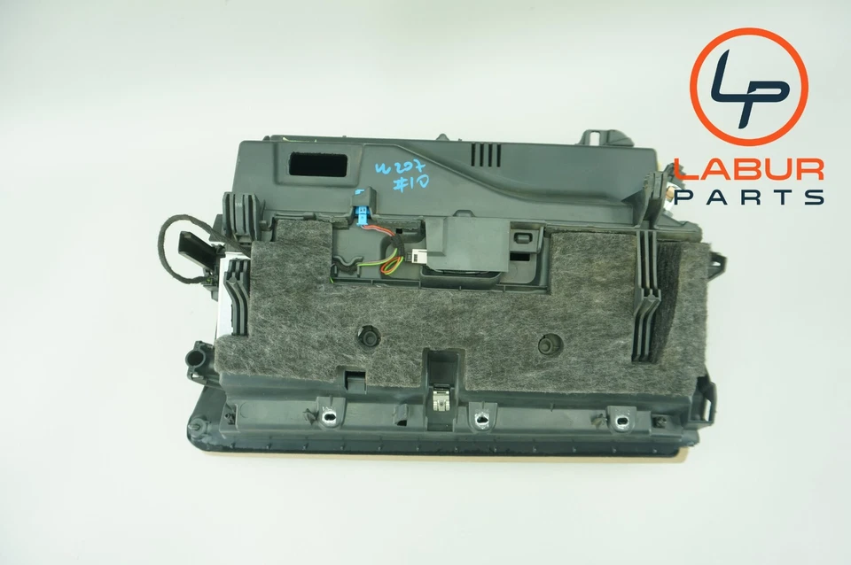 W207 10-13 梅赛德斯 E350 E550 Coupe 仪表板手套盒手套盒米色 GB171 — 第 4/4 张图片