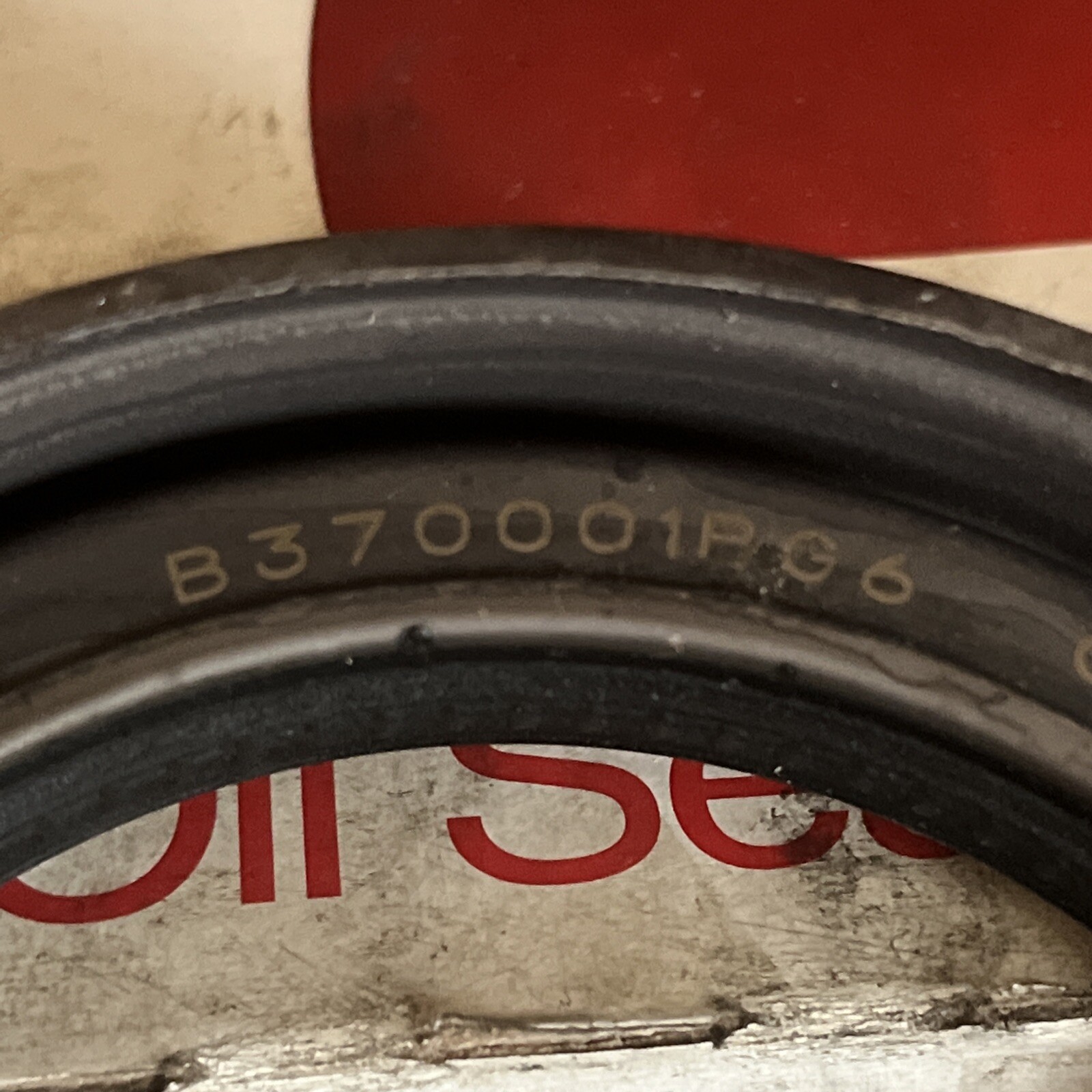 NOS NATIONAL OIL SEAL 370001A