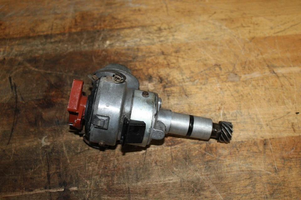 BMW E9 E3 3.0 CSi CSL Bosch Distributor 0231306001 - Image 4 of 4