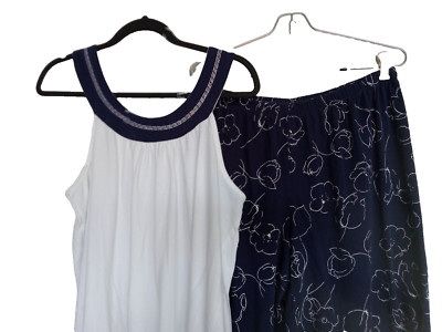 Sz L 2 pc set by coral bay, tank and capri's. Navy & white, see photos