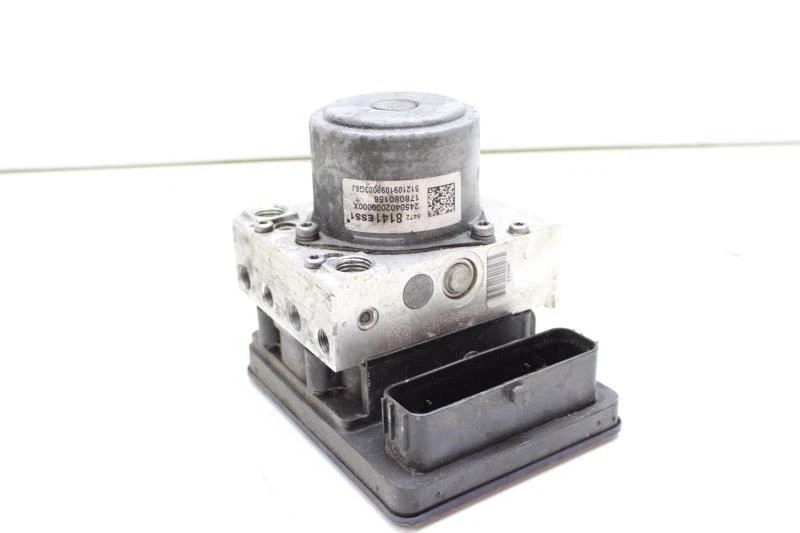 2018-2021 Buick Enclave ABS Anti Lock Brake Pump Control Module 84724101 OEM - Image 2 of 4