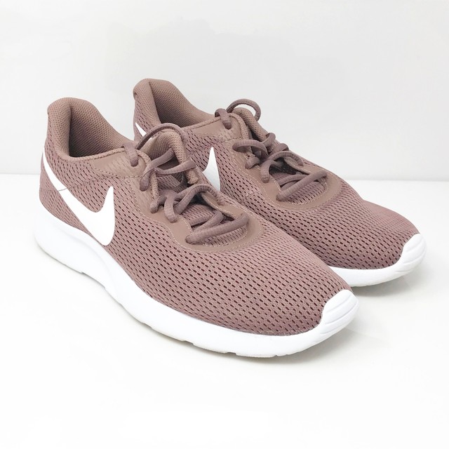 mauve nike tanjun