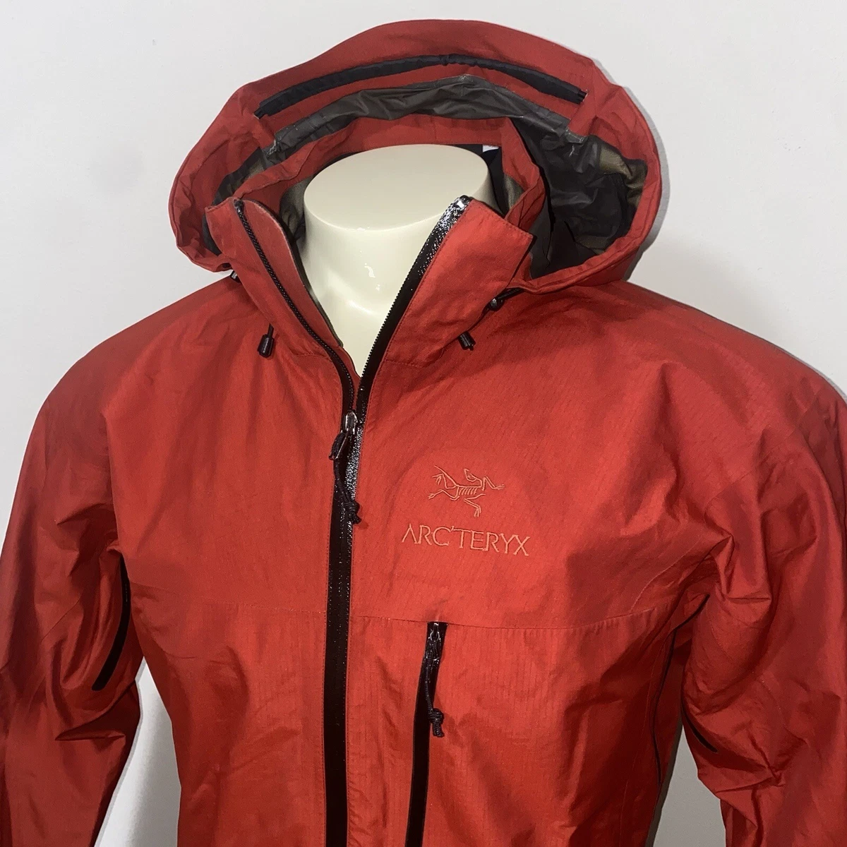 Arc'teryx Jacket Mens SMALL Gore Tex Shell Rain coat Dark Red Hood arcteryx  VTG | eBay