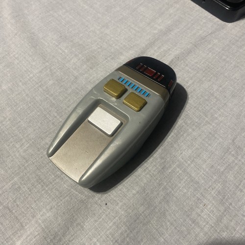 1994 PLAYMATES STAR TREK THE NEXT GENERATION TYPE 1 PHASER WORKING LIGHTS/SOUND