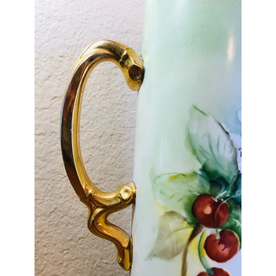 Antigua jarra de cerezas Jean Pouyat de porcelana Limoges Foto 3 de 4