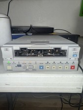 Sony DSR-11 Digital Video Cassette Recorder DVCAM Player Powers On No Power Cord