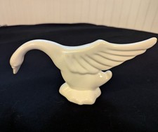 Haeger Pottery Satin White Swan Figurine Vint...
