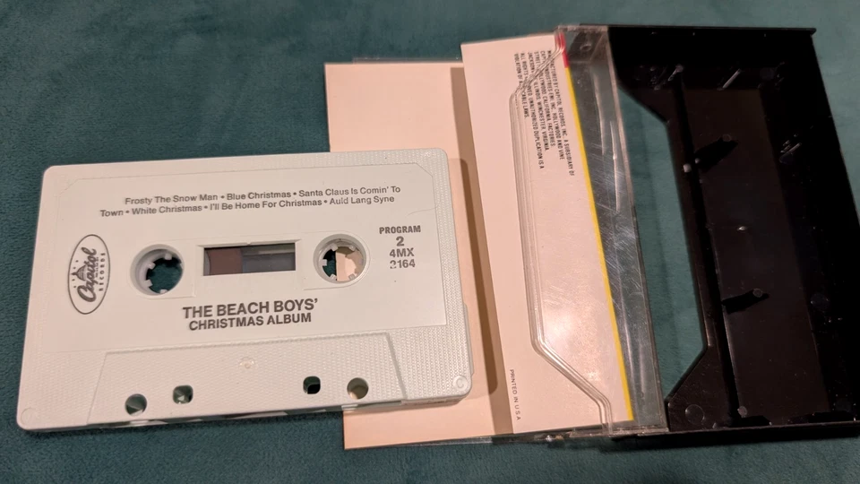 The Beach Boys – The Beach Boys' Christmas Album 1980 Cassette Reissue 4MX-2164 Foto 3 de 3
