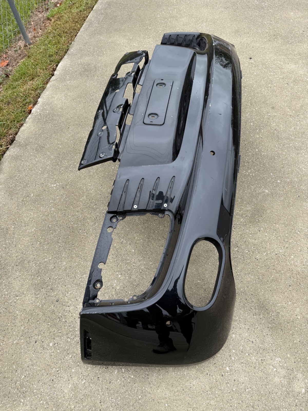 2008 - 2012 Audi R8 Rear Bumper OEM “NO SHIPPING “ 420807511