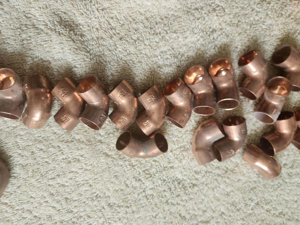 COPPER PLUMBING/HEATING PIPE ACCESSORIES - WORTH OVER £550 - Image 2 of 4