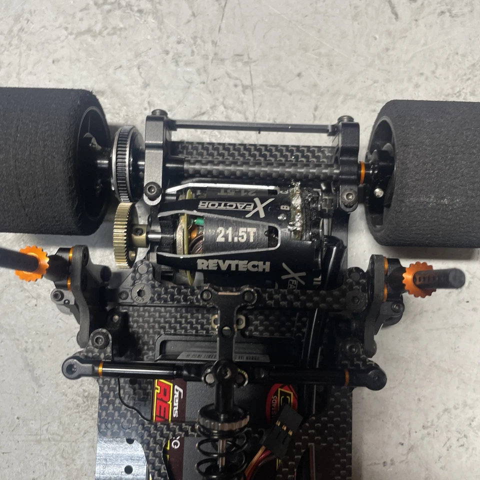 SERPENT S120 Pro 1/12 PANCAR Gt12 Artr With Parts Car - Image 4 of 4