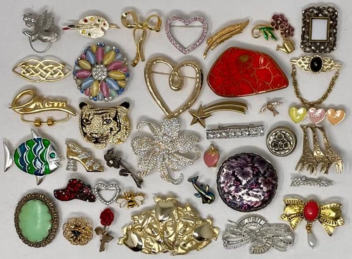 Lot Vtg & Modern BROOCH Pins Costume Jewelry Parts AS IS Craft Art Repurpose C