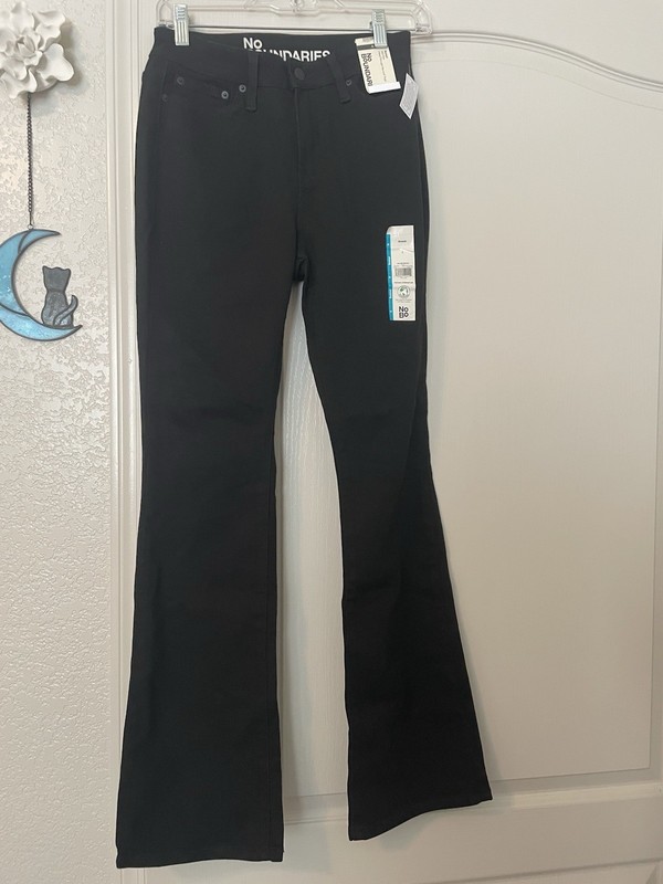 NWT No Boundries Bootcut Black Jeans Size 0