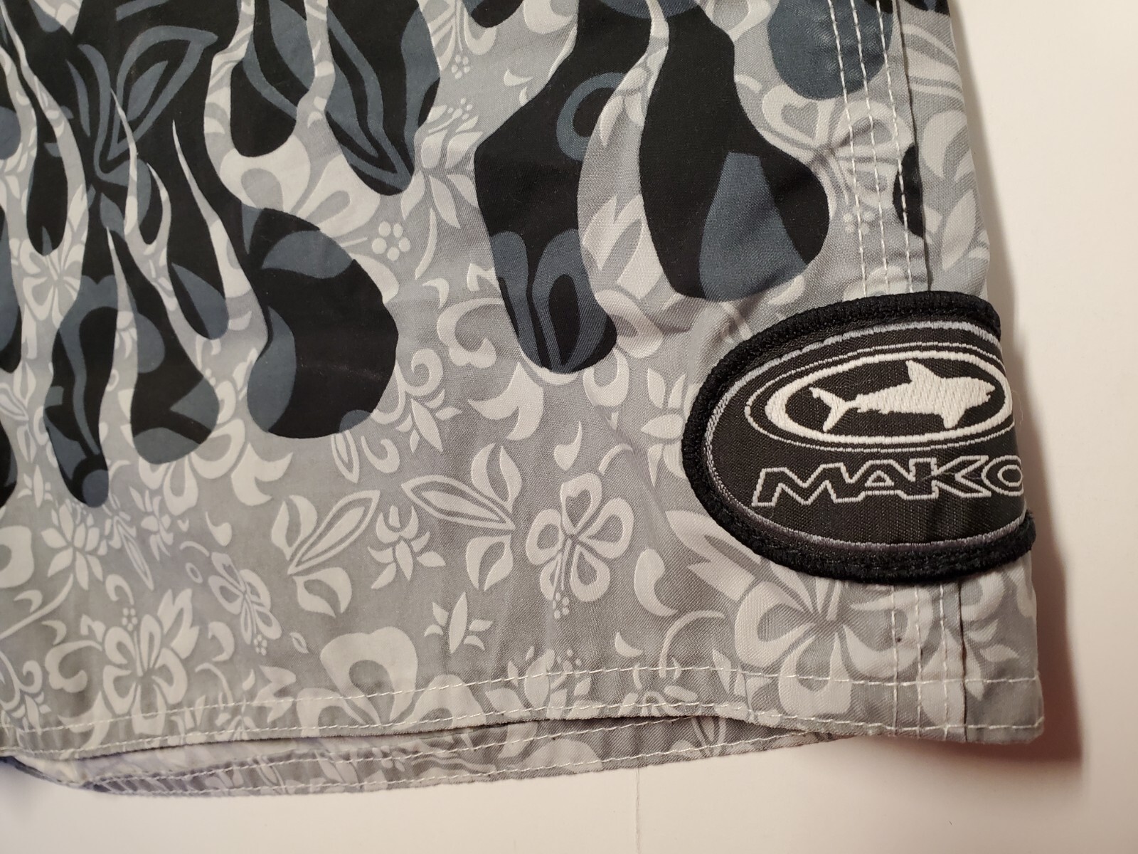 MAKO Men's Board Shorts Size 42 Black and Gray Flames and Flowers eBay