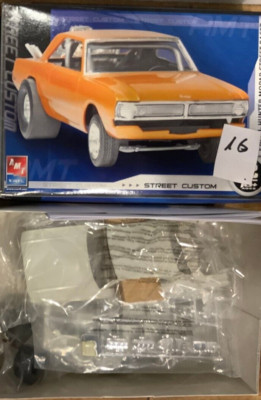  AMT 38613 1:25 Street Custom HEMI Hunter Mopar Racer versiegelt (DF155-45S5/0)