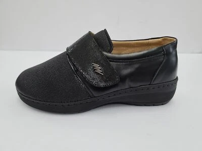 StilediVita con Strappo, plantare estraibile e tomaia in Materiale Elastico - N