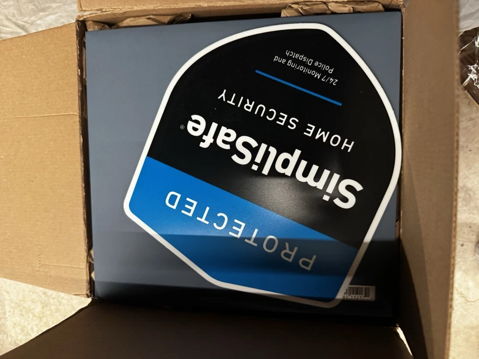 SimpliSafe 23 Piece Gen3 Wireless Home Security System New In Boxes White - Image 2 of 4