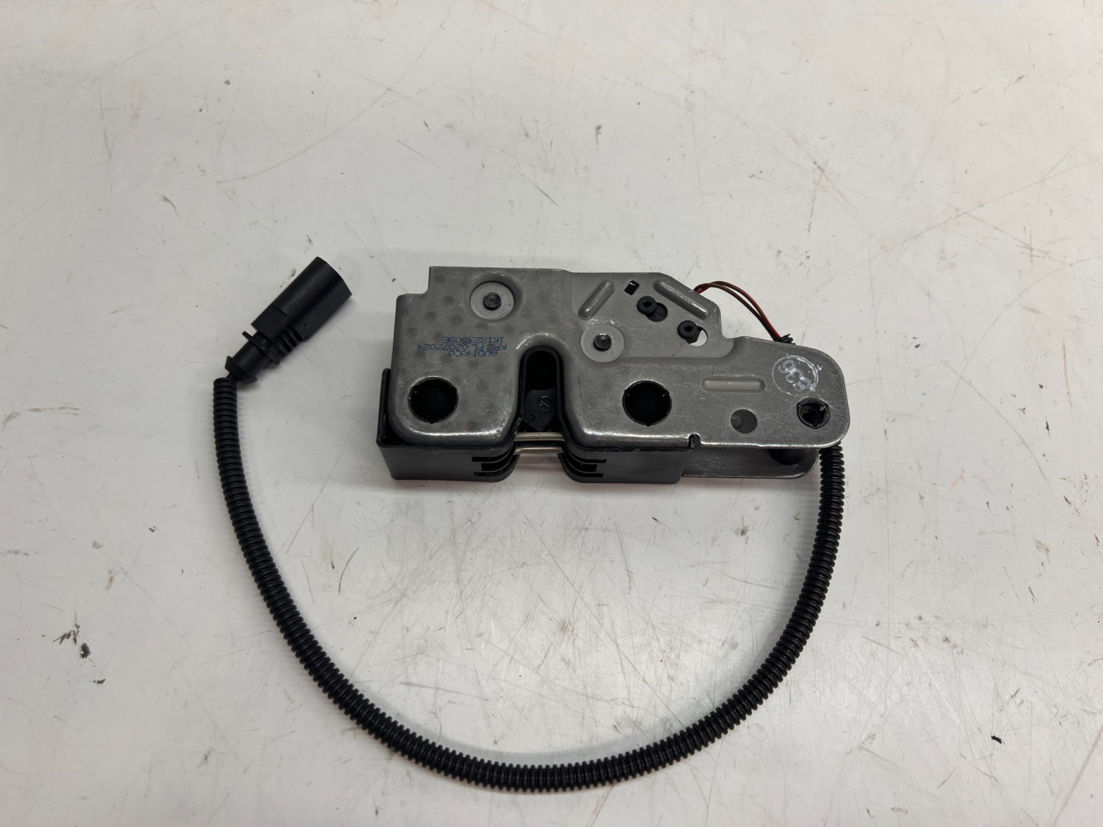LAMBORGHINI AVENTADOR HURACAN BONNET HOOD LATCH LOCK OEM 1K1823509E