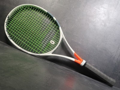 Babolat - Pure Strike - L1 - 4 1/8 - Midplus - 630cm² - 98 SQ - Tennis Racquet