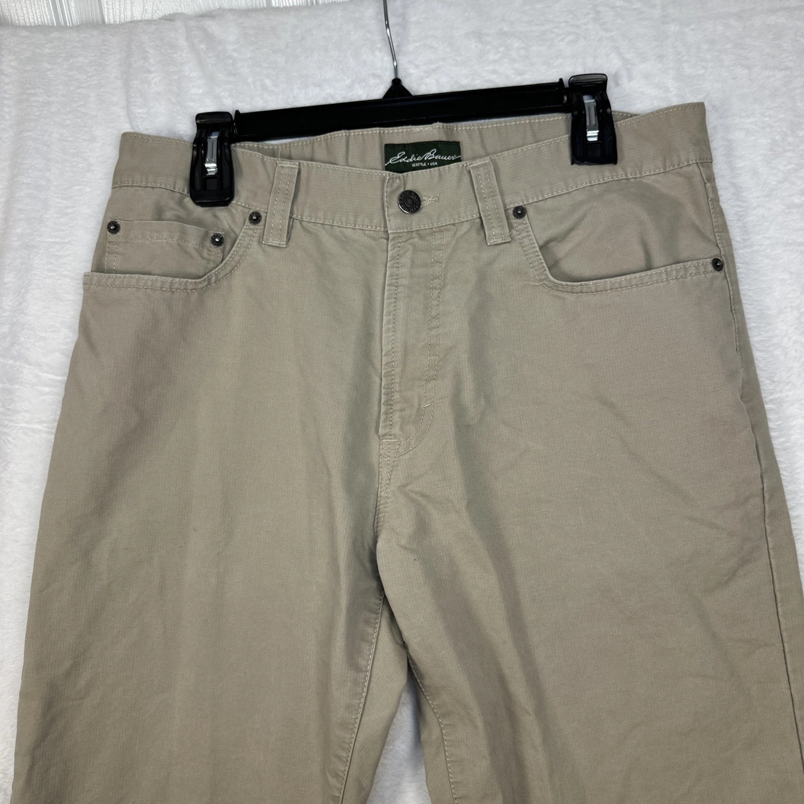 Eddie Bauer Pants Men's 34x29* Khaki Brown Straight Leg Flat Front 100% Cotton