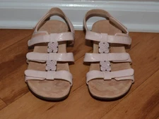 Vionic Pale pink Strappy Adjustable Amber Slip on Leather sandals, sz 7