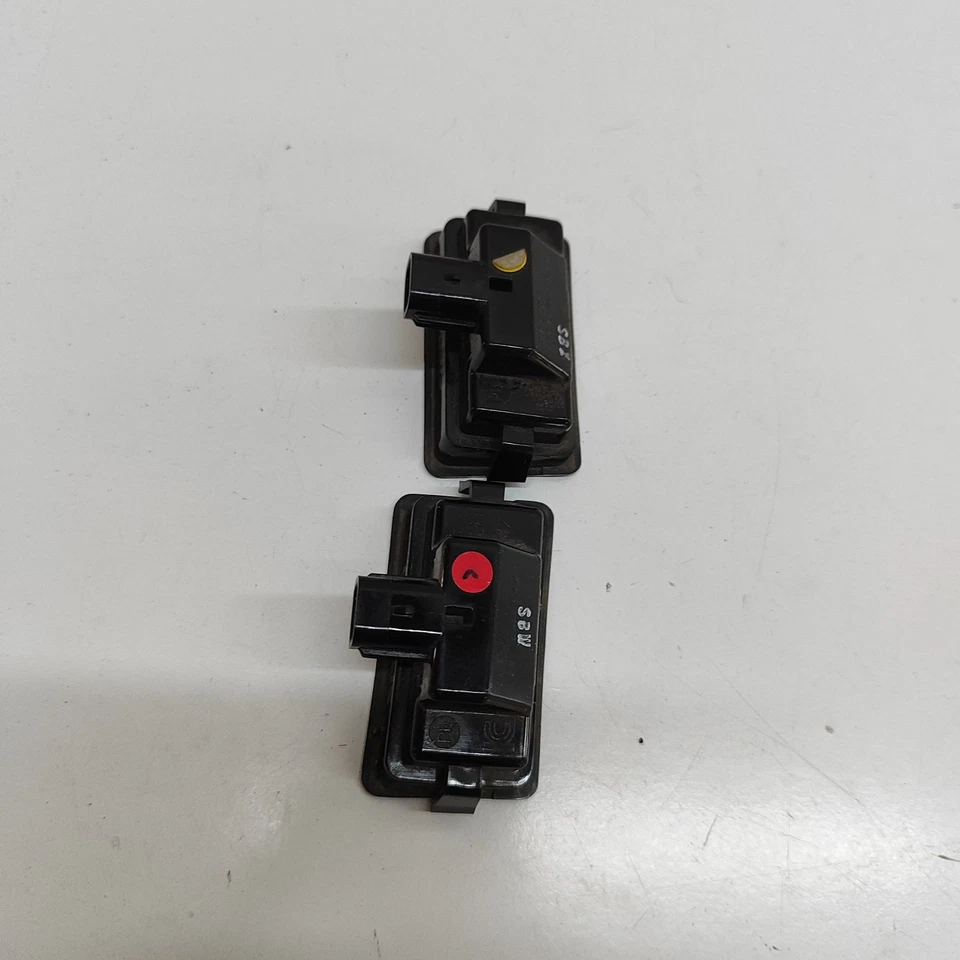 HYUNDAI IONIQ 6 CE License Plate Lights 92501-D2500 Electricity 168kW 2024 - Image 2 of 4