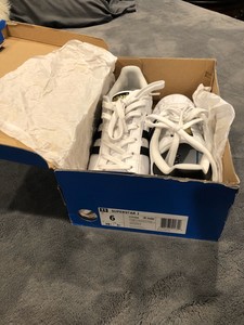 womens 7.5 in youth adidas