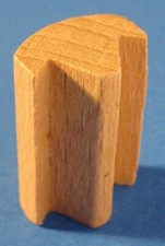 Natural Pyramid Fence Post 25mm Long