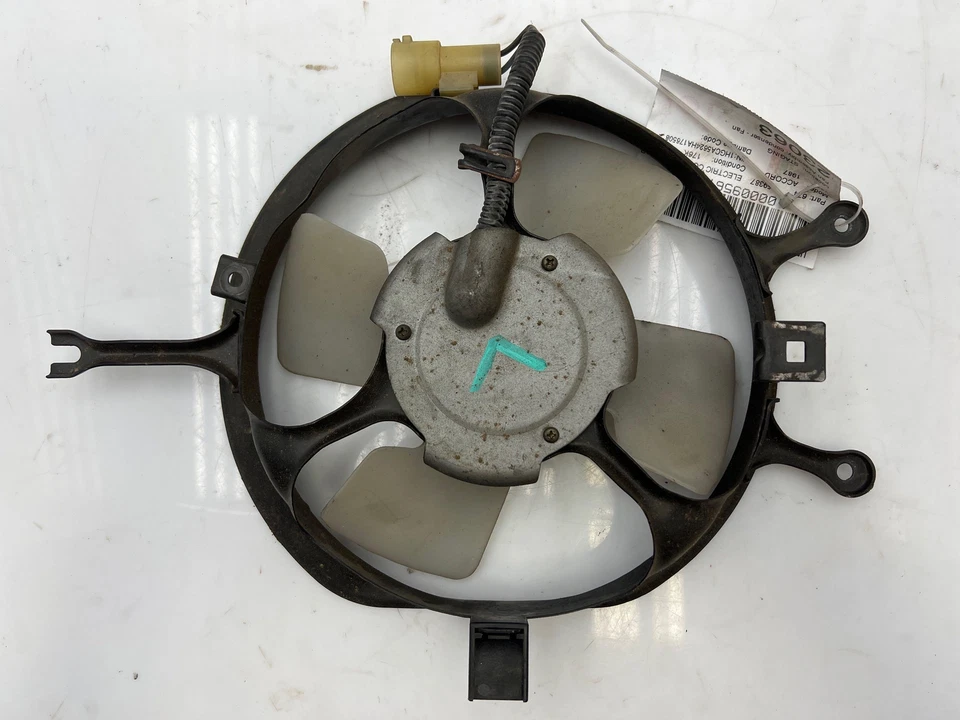 Conjunto de ventilador de refrigeración condensador de CA Honda Accord 86-89 Mitsuba OEM 38616PH4661 Foto 4 de 4