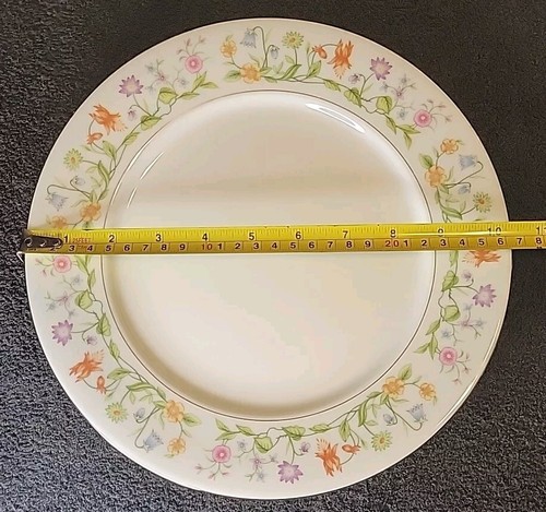 "ETERNAL LOVE PATTERN" Platinum Edge Dinner Plate by 1982 Ashley Overseas Ltd - Picture 8 of 11