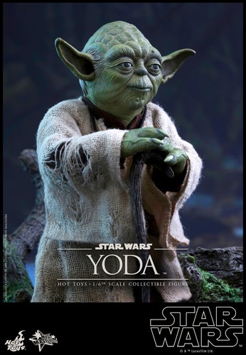Hot Toys MMS369 Star Wars: The Empire Strikes Back - Yoda 1/6 Figure - Picture 13 of 13