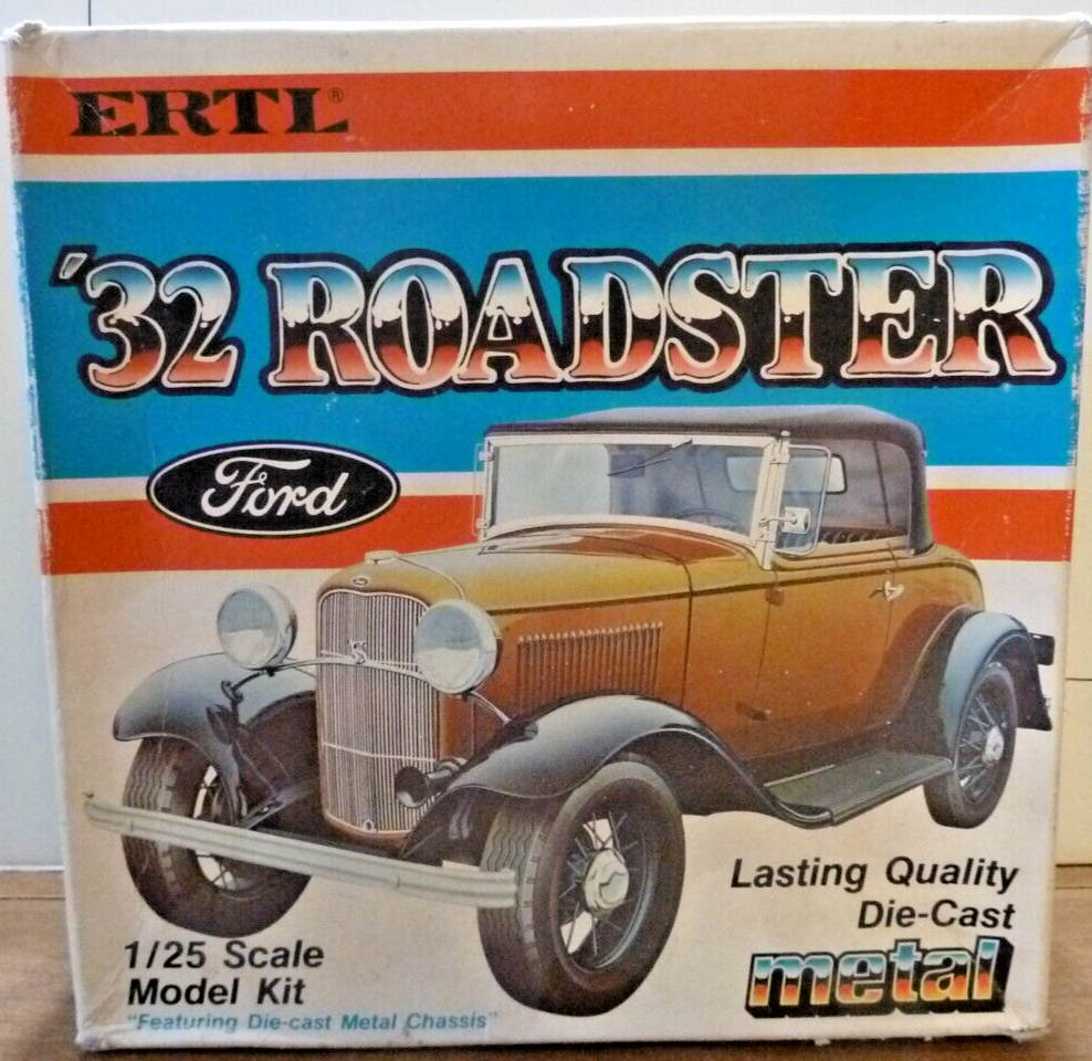 ERTL No. 8108 '32 ROADSTER Ford Car Metal Model Kit  Open Box Unassembled