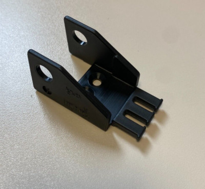 Igus Kabelschleppkette Halter Anschluß Befestigung  117.2.1pz