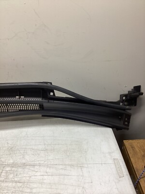 Lexus 14-19 Is250 Windshield Wiper Cowl Cover Panel Grille OEM for 