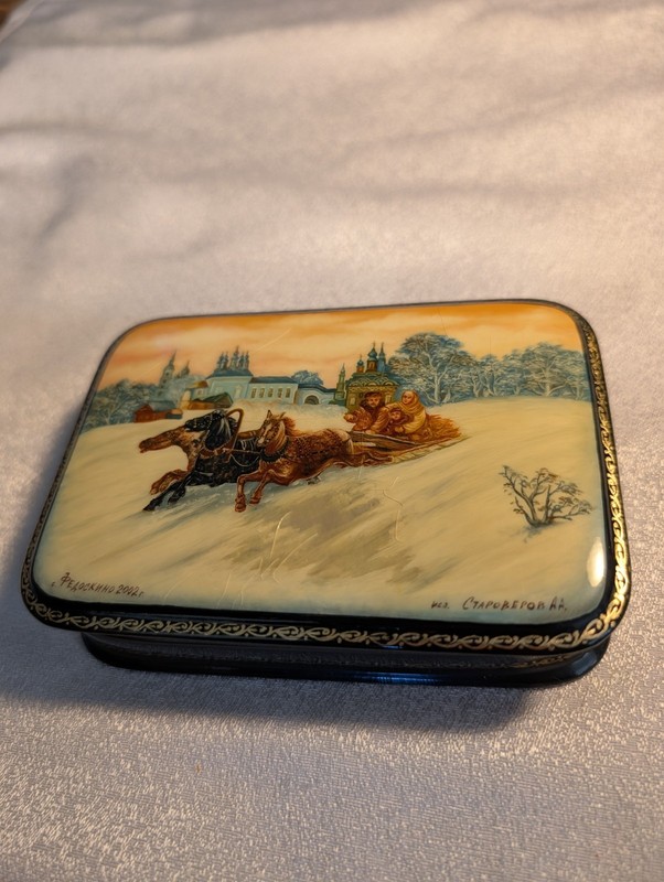 Authentic Fedoskino Russian Lacquer Box Signed Staroverov AA 2002 Troika Winter
