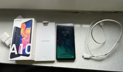 Samsung Galaxy A10 - 32GB - (Ohne Simlock) (Dual-SIM) OVP