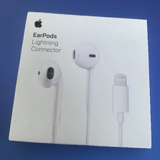 Apple EarPods with Lightning Connector Built-in Remote White MMTN2ZM/A