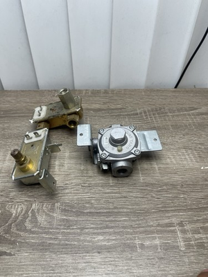 #ad OEM KENMORE FRIGIDAIRE Oven Pressure Regulator Safety Valve 5304498819 316031501 $41.91