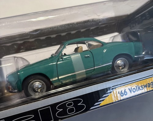 Road Signature ‘66 Volkswagen Maryann-Ghia 1:18 Scale Die Cast Metal Green NOS - Picture 8 of 8
