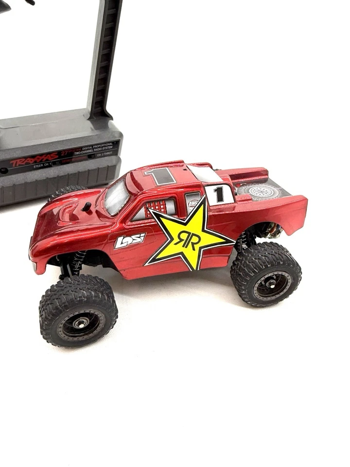 losi micro DT 1/36 Desert Truck Red 2WD Complete - Image 2 of 4