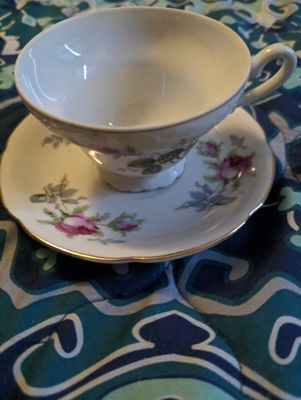 tea cup and saucer
