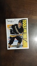 1994-95 Topps Premier Tools Of The Game Luc Robitaille